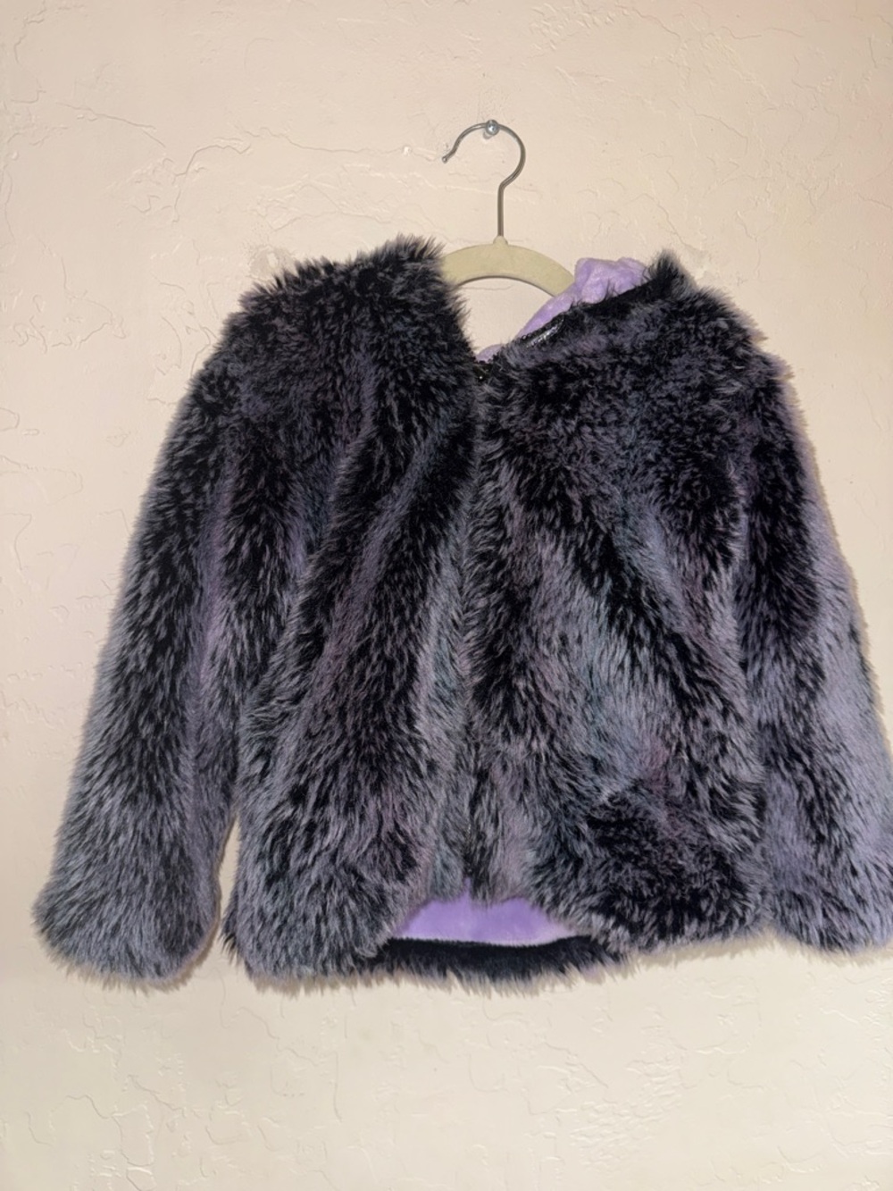 American widgeon purple faux fur zip up coat with hood girls size 5